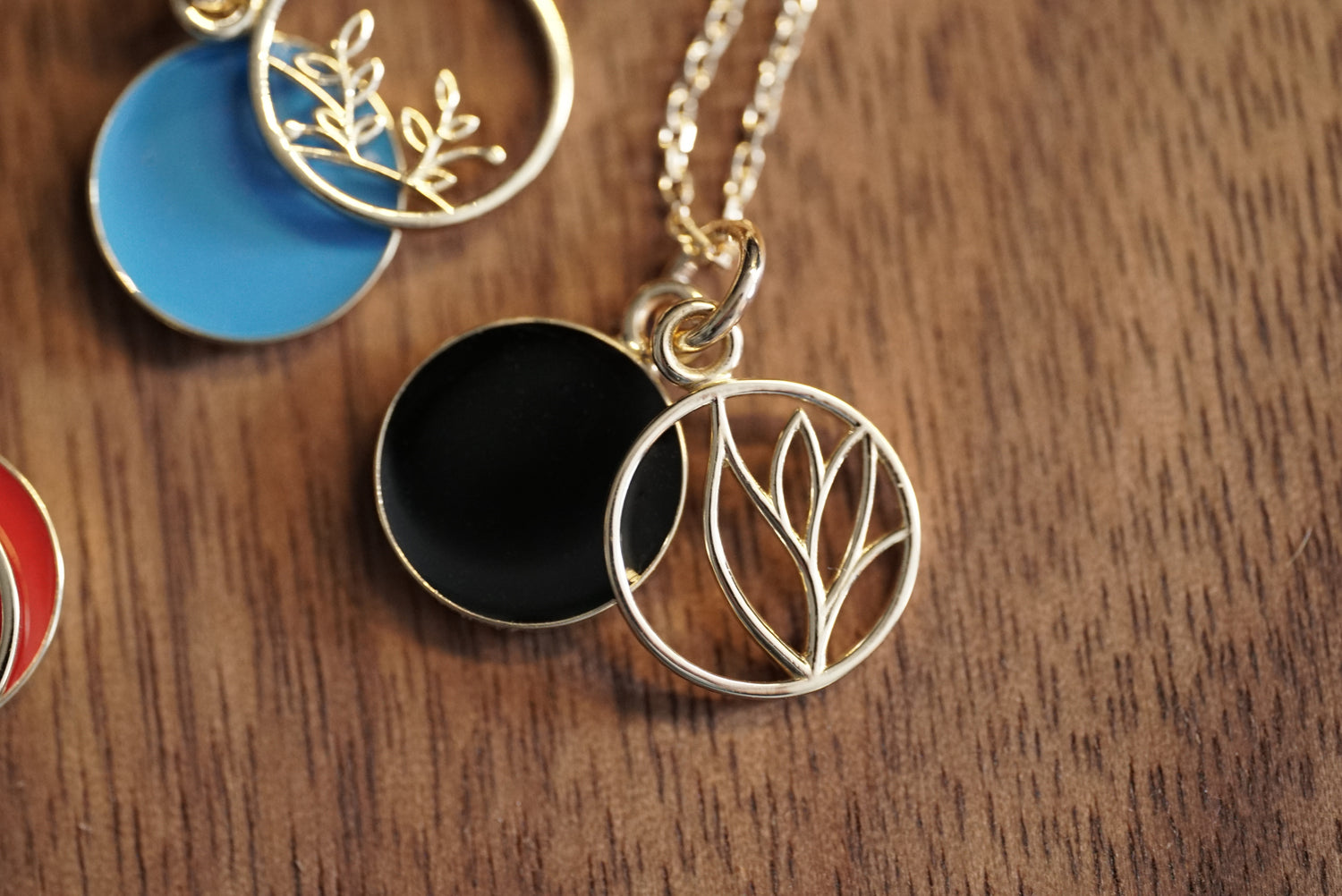 10K Yellow Gold and black Cold Enamel Pendant